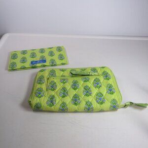 Vera Bradley Wallet & Checkbook Clutch pattern Citrus Elephants quilted cotton